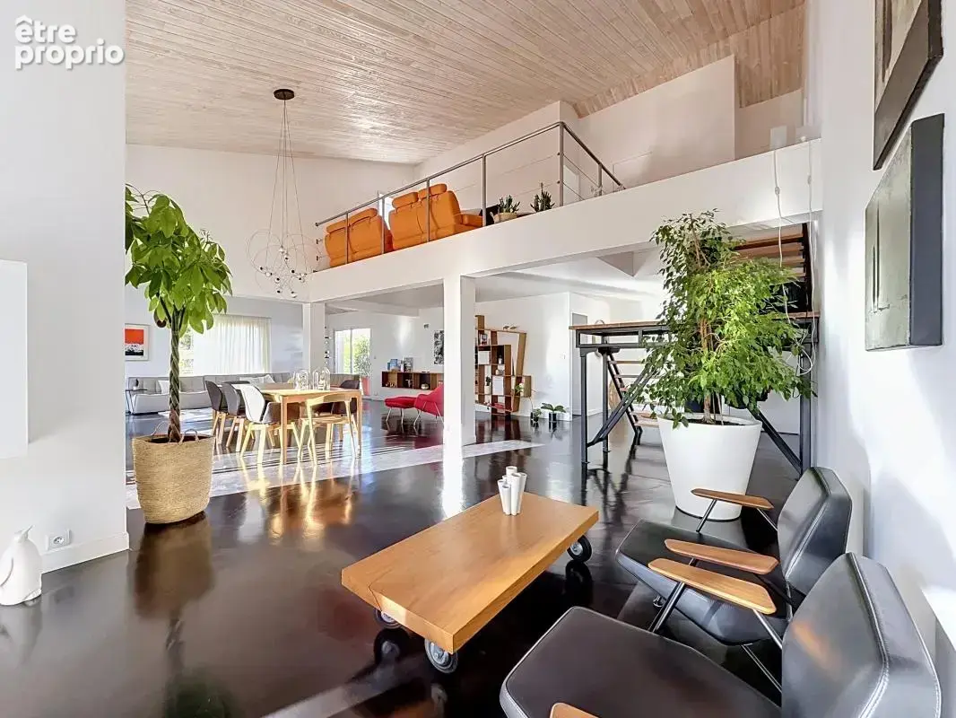 Maison À Vendre - Maison de caractère 172 m² – Cadre privilégié à proximité du canal de Rompsay - photo 7