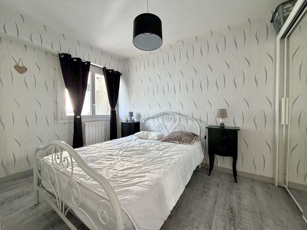 Chambre - Appartement à SAINT-HILAIRE-DE-RIEZ