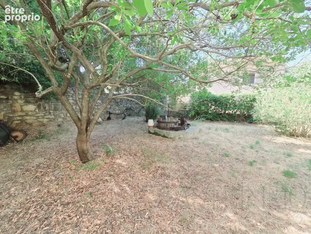 Maison de caractère T6 de 140 m² avec jardin arboré de 727 m²  Castries - photo 13