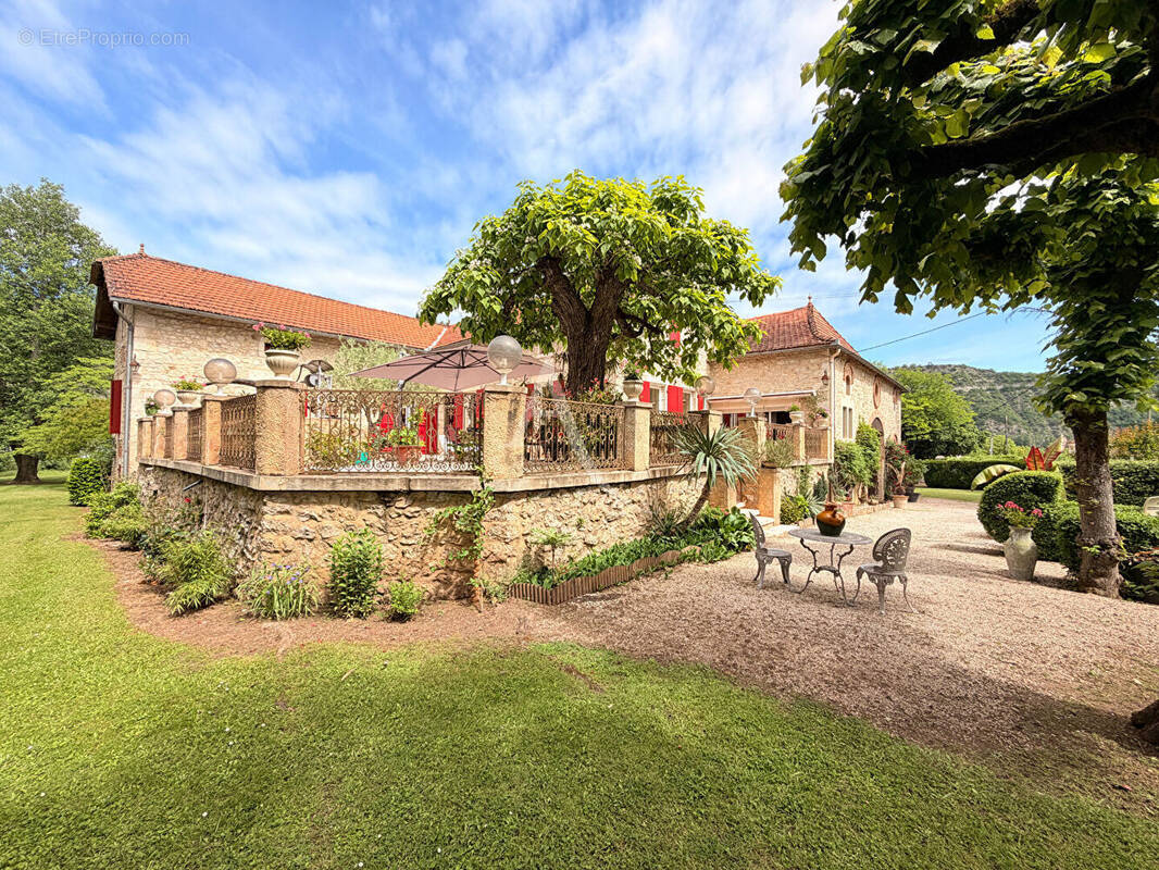 Maison à PARNAC
