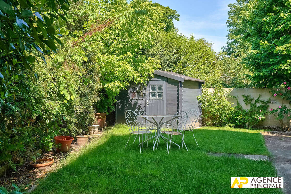Maison à MAISONS-LAFFITTE