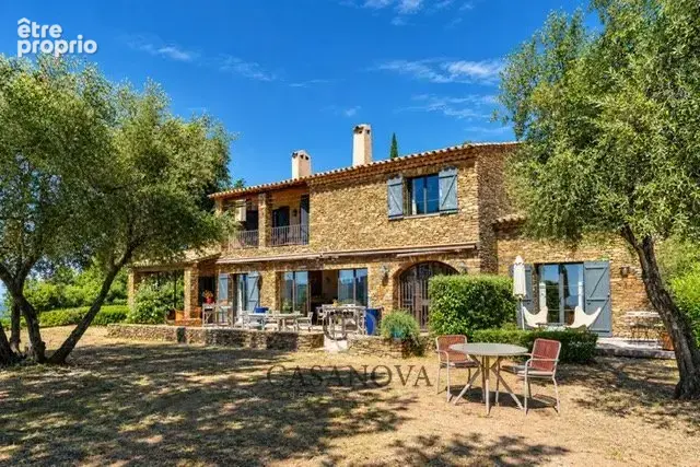 Golfe de Saint Tropez - Domaine de 5 hectares avec bastide, maison de gardien, piscine et vue panoramique à La Garde-Freinet - photo 5