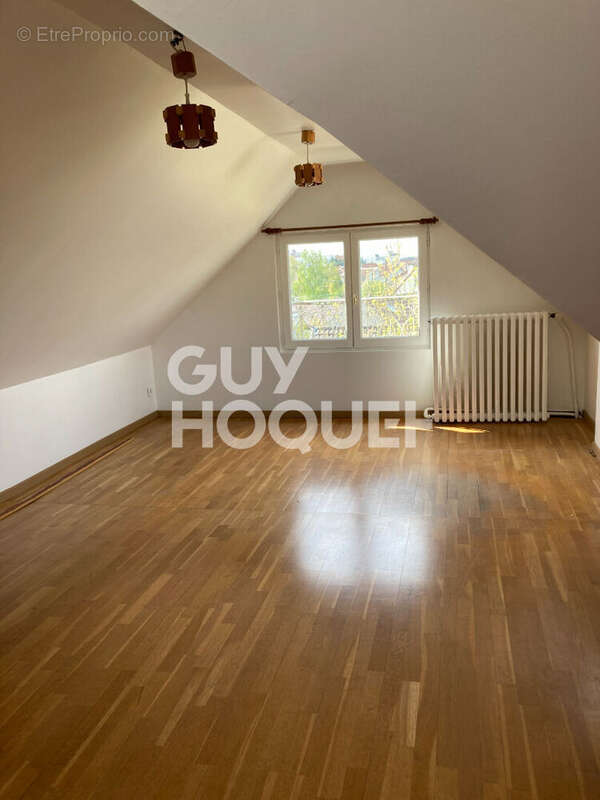 Maison à LIVRY-GARGAN