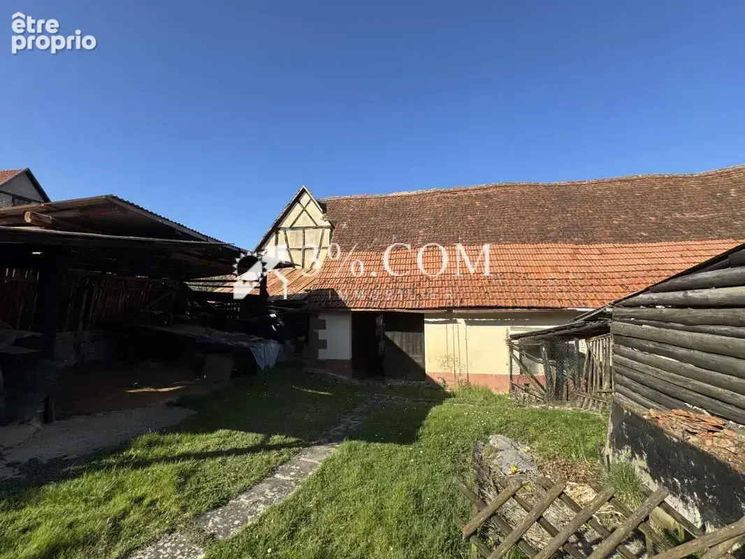 3%COM Corps de ferme à rénover avec dépendance et jardin sur - photo 13