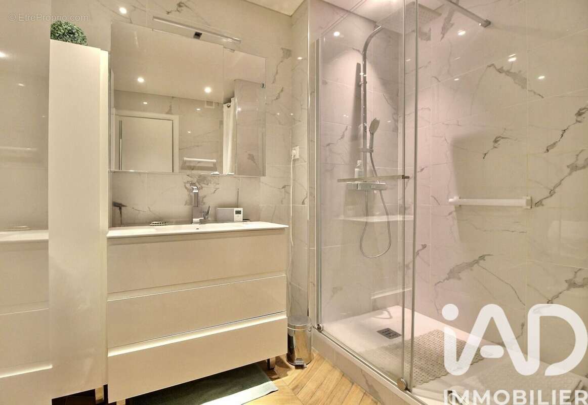 Photo 8 - Appartement à MARSEILLE-8E
