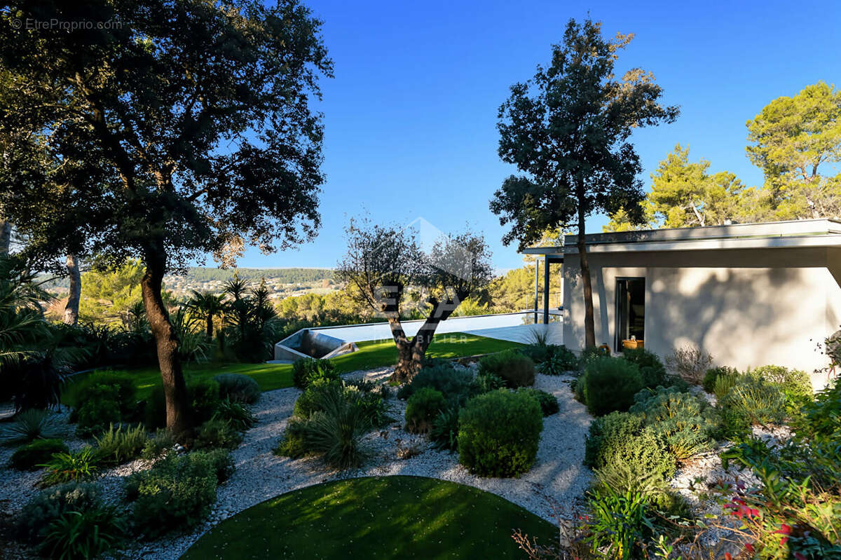 Maison à AIX-EN-PROVENCE