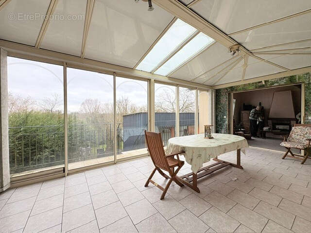 Maison à NEUILLE-PONT-PIERRE