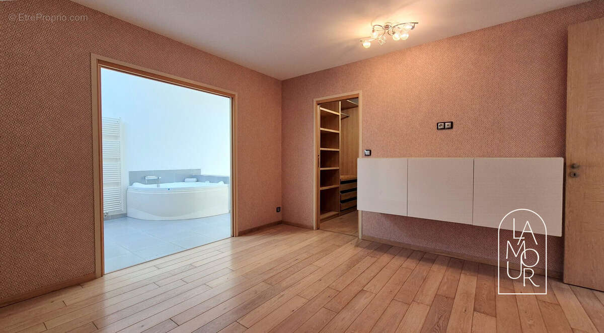 Maison à COUTERNON
