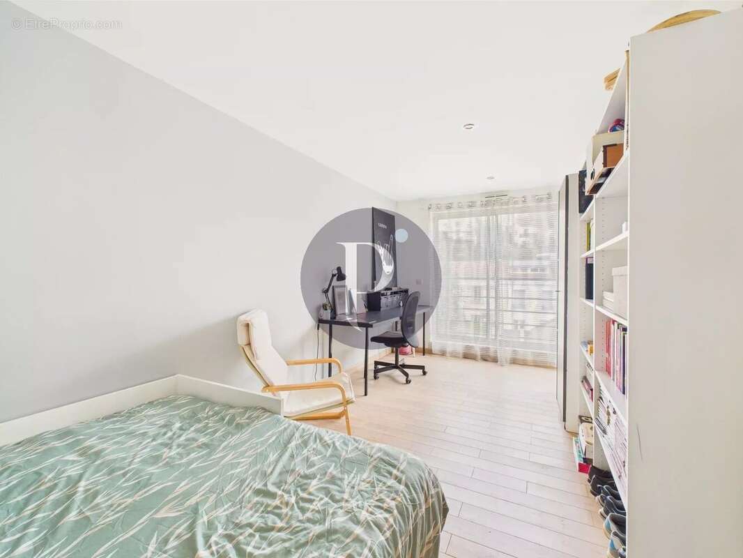 Maison à LE PLESSIS-ROBINSON