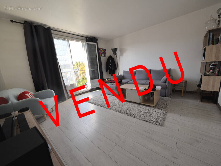 Appartement à COUBRON
