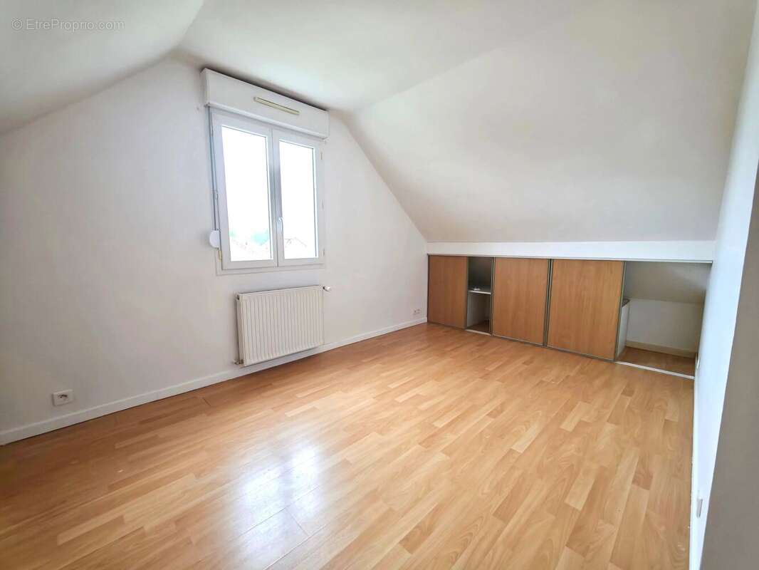 Maison 6 pièces 95m2 Golbey secteur recherché - photo 5