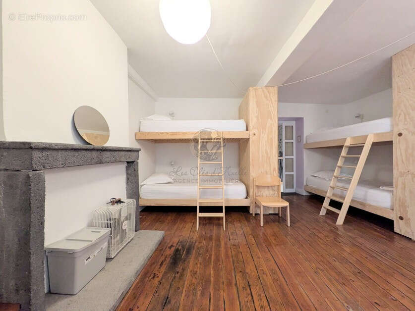 Maison à CLERMONT-FERRAND