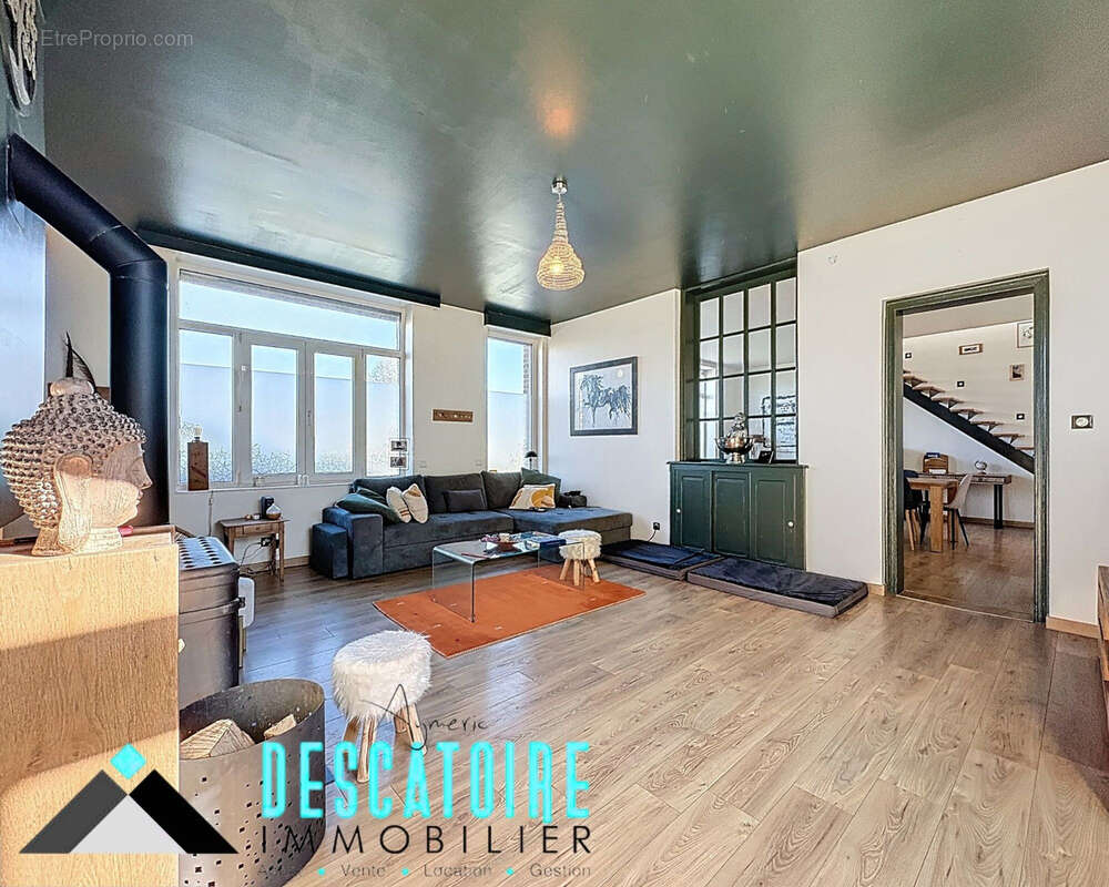 Maison à SAINT-FLORIS