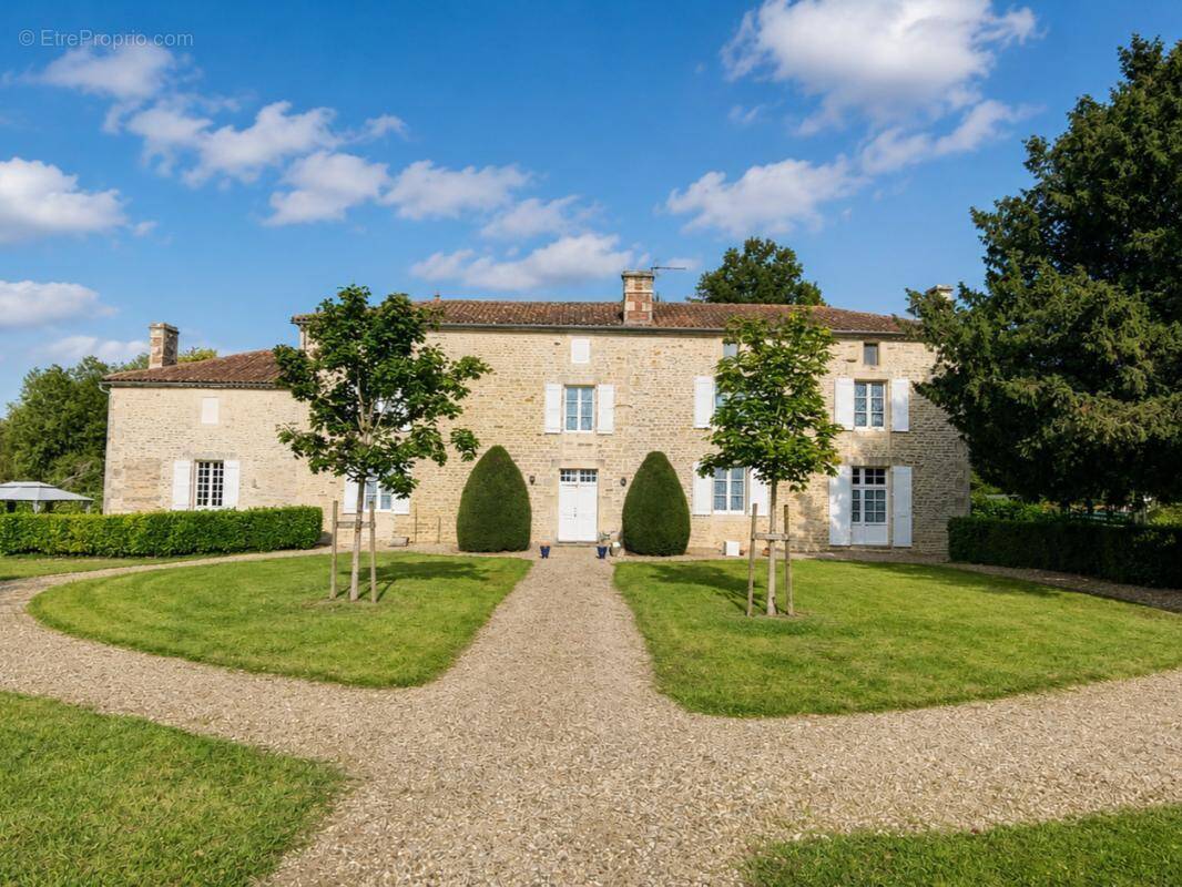 Maison à SAINT-GROUX