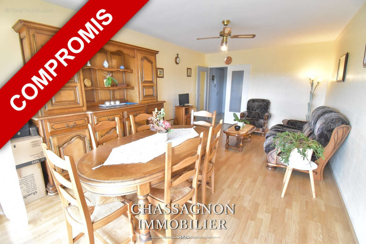 Appartement à MOULINS