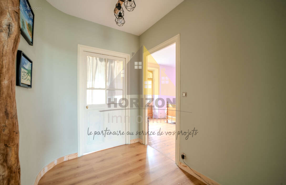 Maison à LONS-LE-SAUNIER