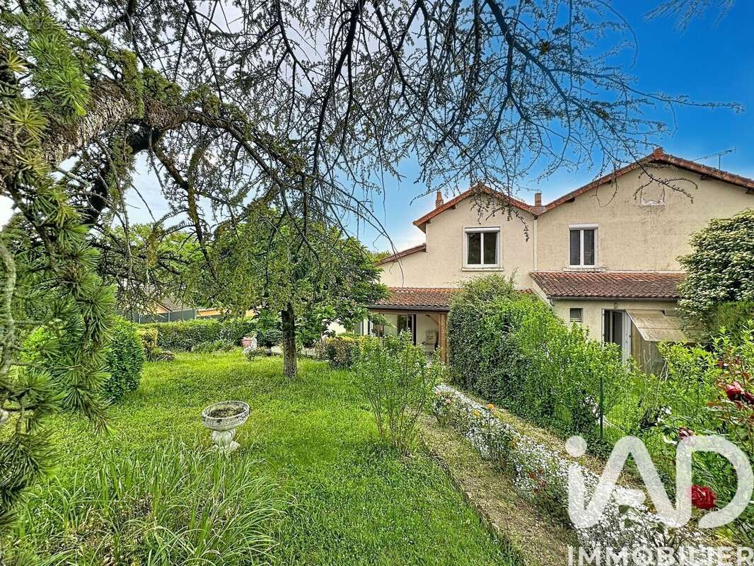 Photo 3 - Appartement à L'ISLE-D'ESPAGNAC