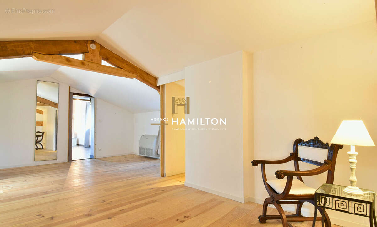 Maison de bourg en pierre avec piscine - habitable de suite - photo 14