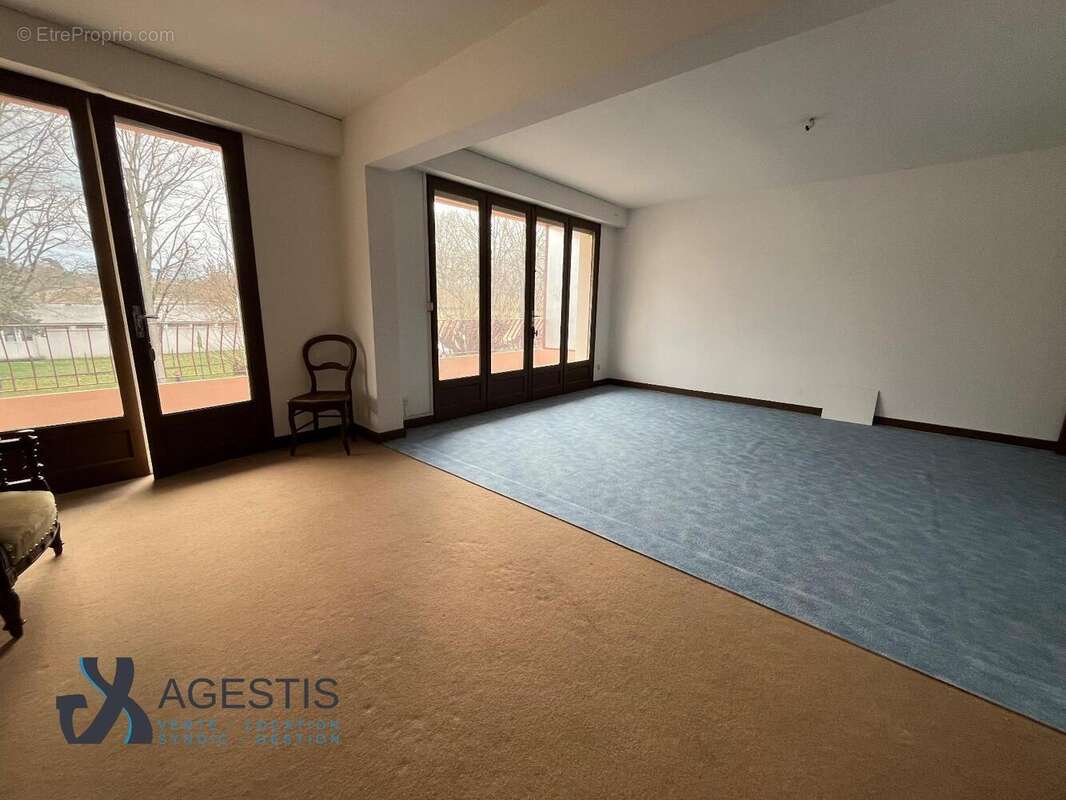   - Appartement à CASTRES
