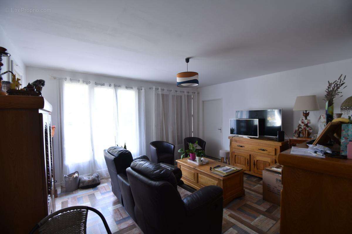 Appartement à COSNE-COURS-SUR-LOIRE