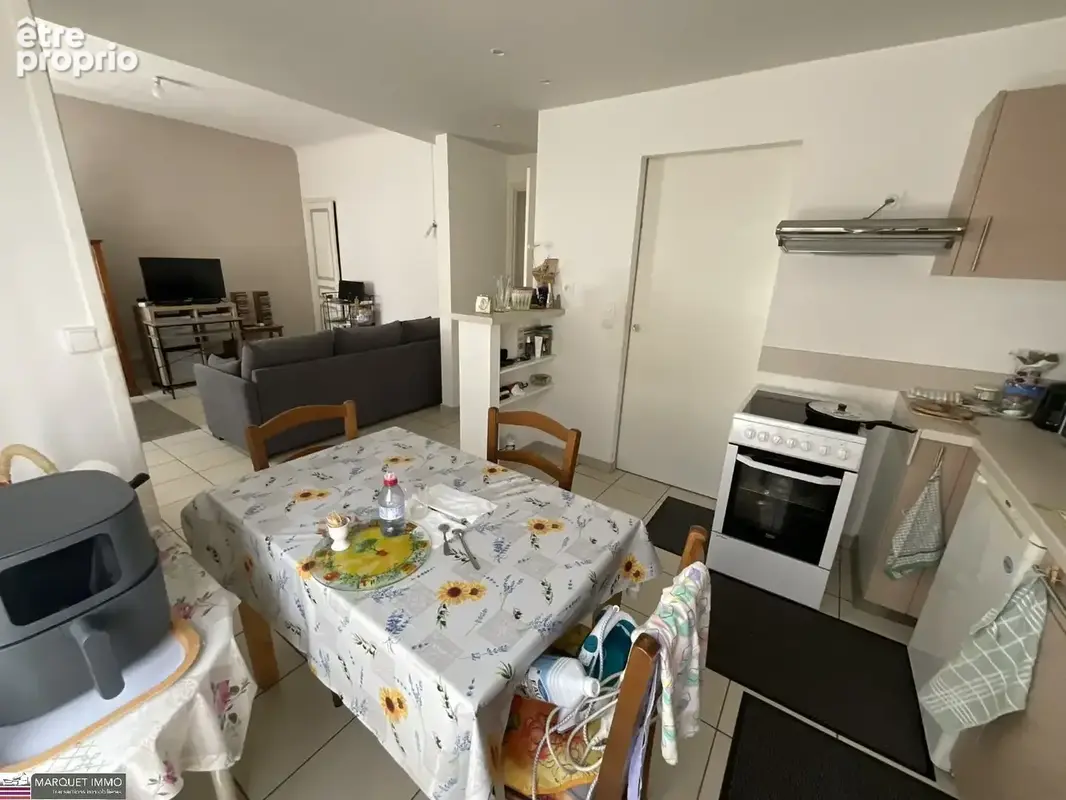 Une opportunité rare sur Béziers - Font-Neuve !!! Cette agréable villa T3 de plain-pied offrant 59 m² habitables, construite en  - photo 10