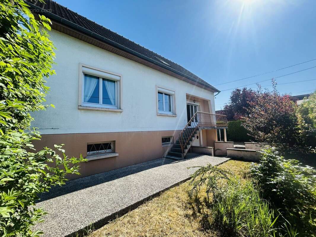 Maison 128 m² à Choisy-Au-Bac  - photo 2