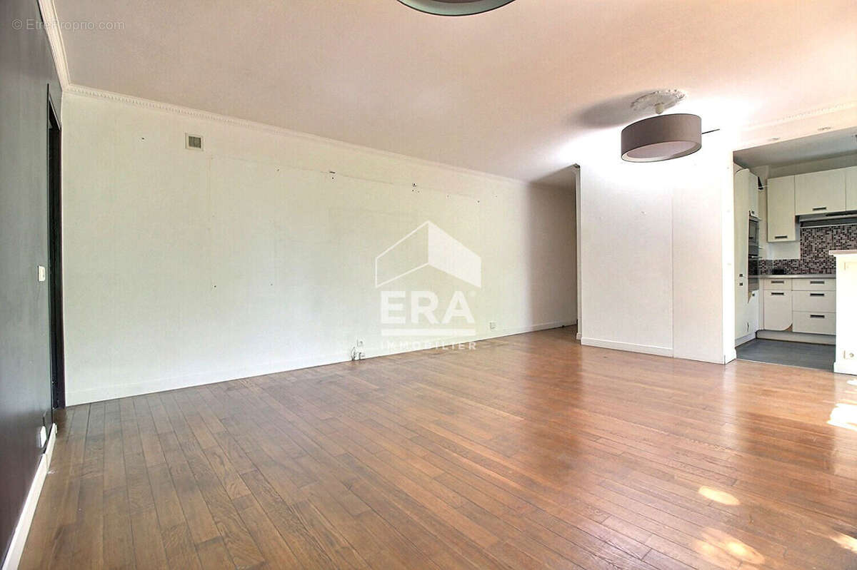 Appartement à SAINT-OUEN