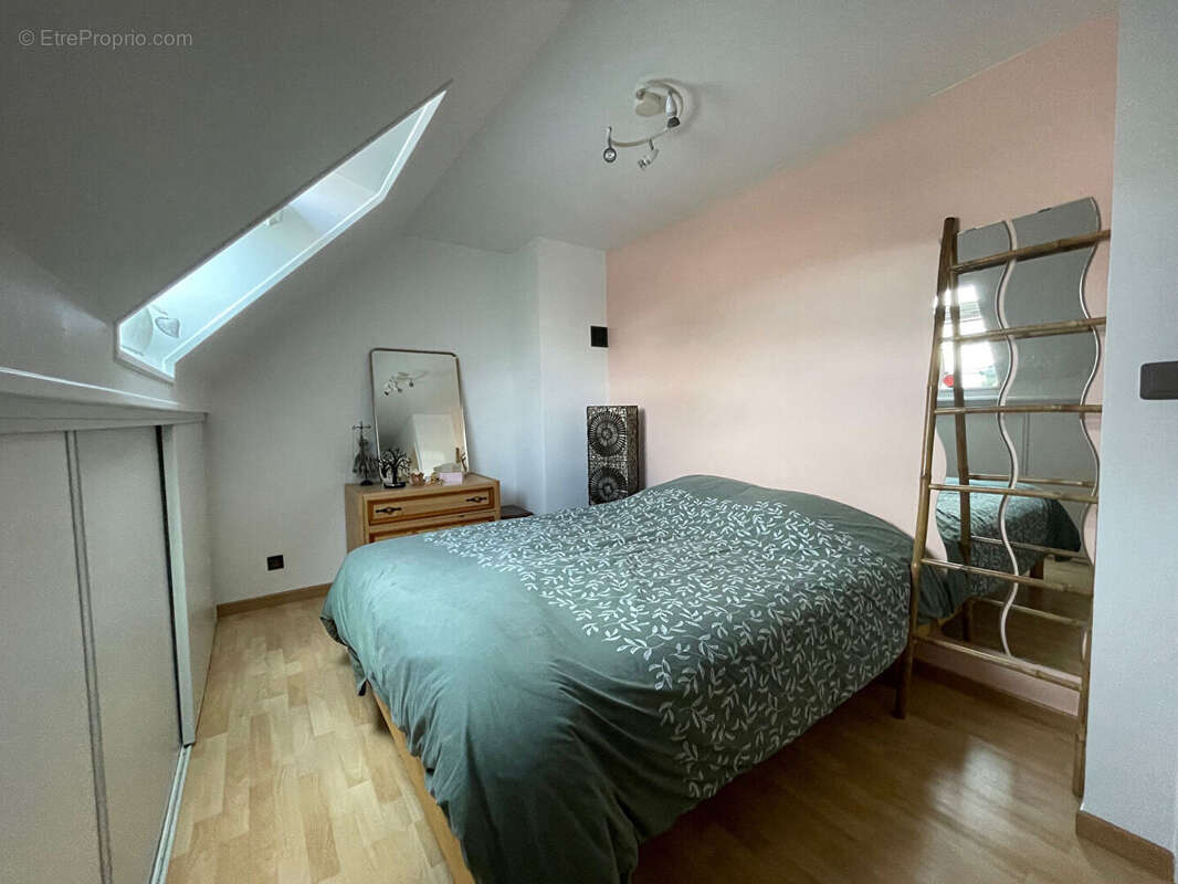 Maison Nogent Le Roi 7 pièce(s) 125 m2 - photo 13
