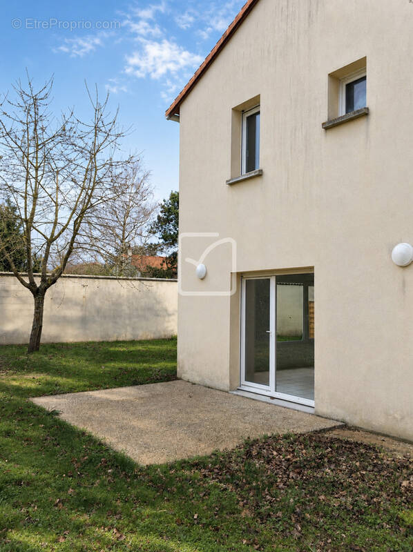 Maison à CISSE