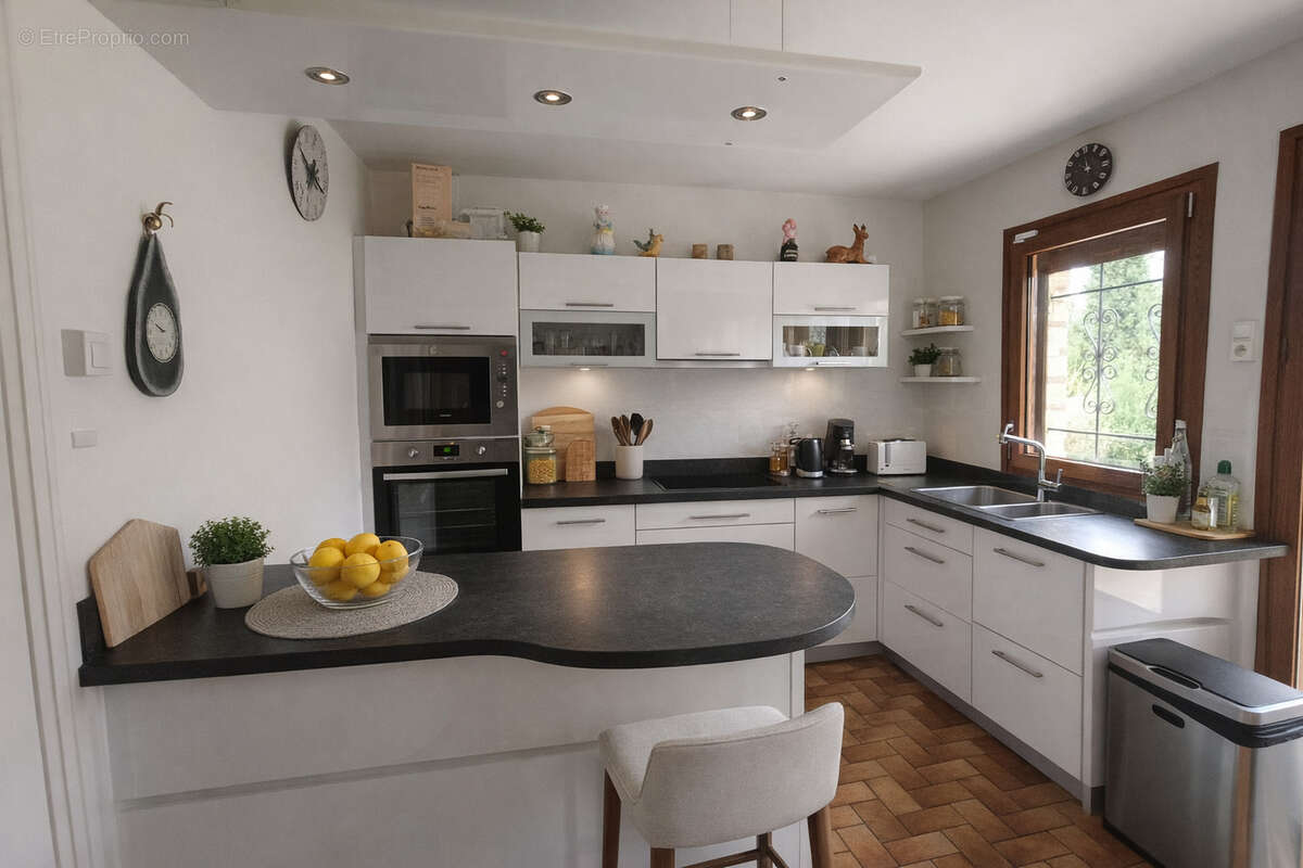 Maison à LAMOTTE-BREBIERE