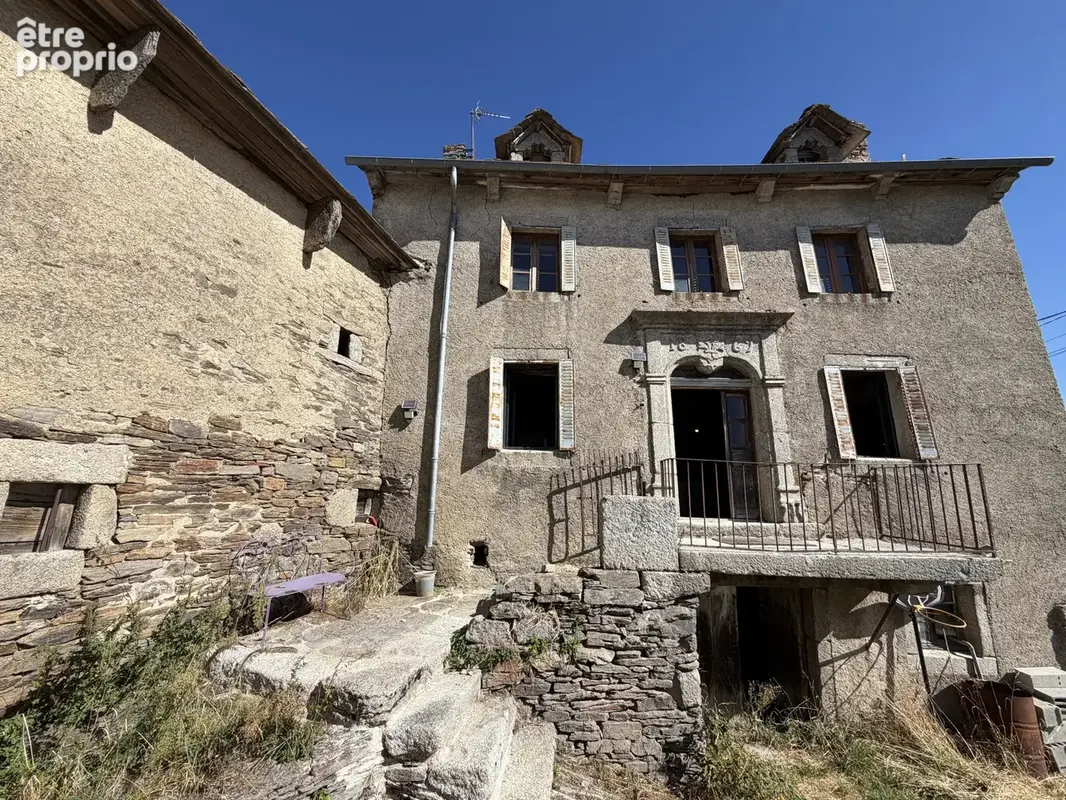 Corps de ferme - margeride - photo 2