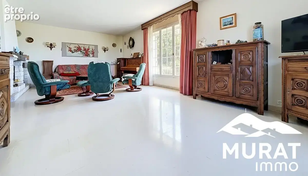 Maison 176 m² à Desertines  - photo 4