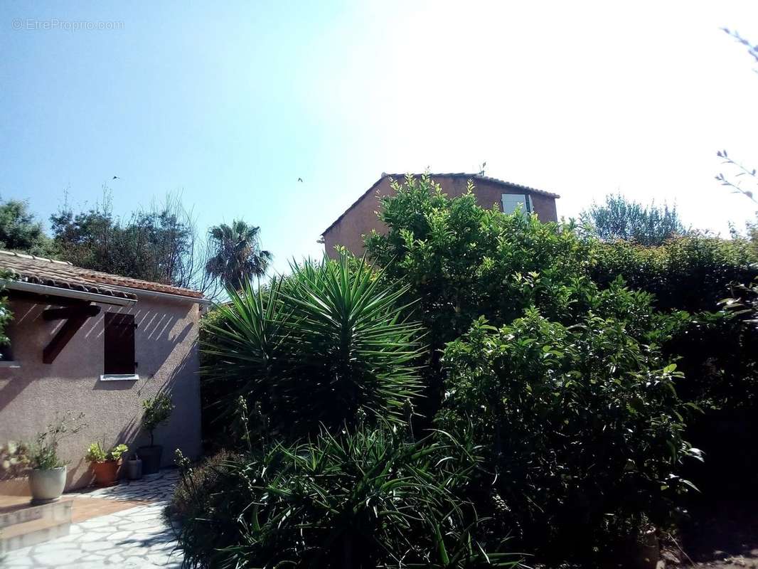 Maison à SAINT-RAPHAEL