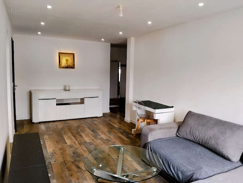 Appartement à BELLEGARDE-SUR-VALSERINE