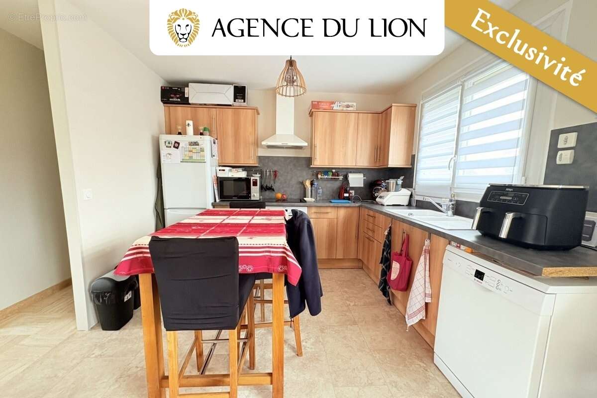 Maison à SAINT-REMY-SUR-AVRE