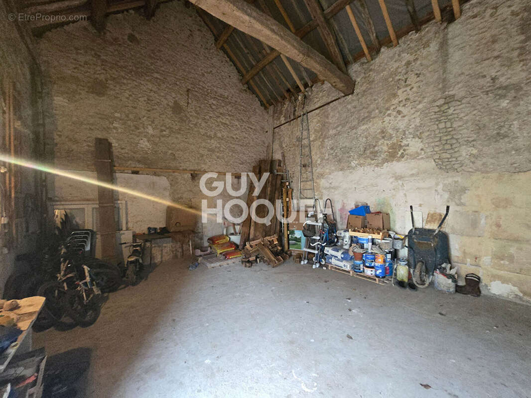 Maison à BROUY
