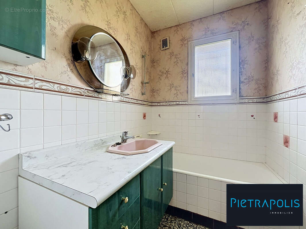 Maison 69 m² à Belleneuve  - photo 8