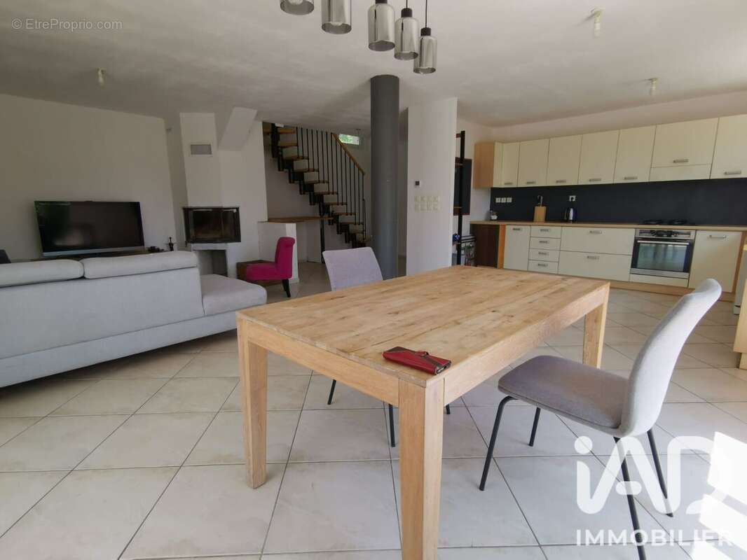 Maison 161 m² à Culoz  - photo 5