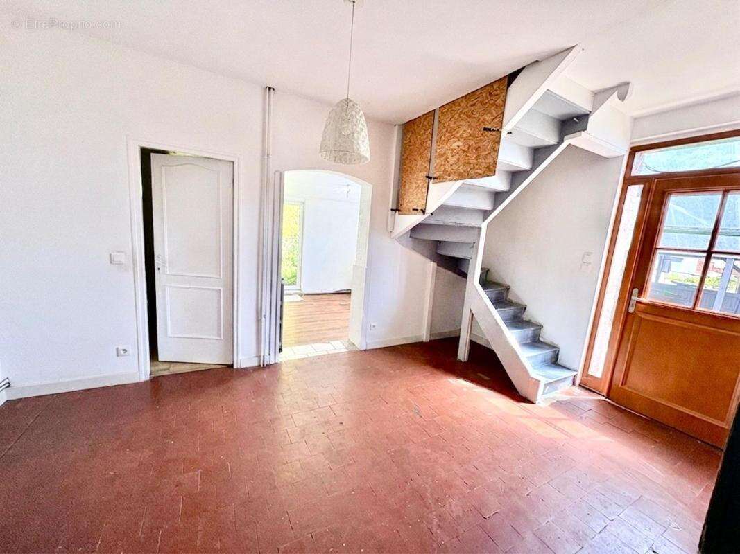 Maison T4 avec grand potentiel et vue dégagée – Saint-Aubin-Épinay (76160) - photo 5