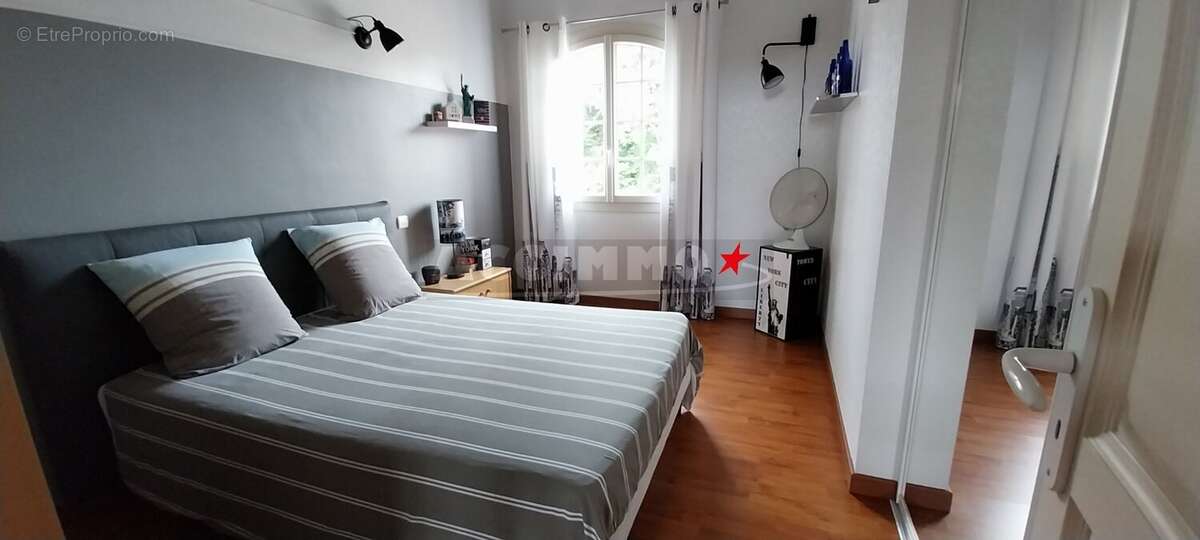Maison à LANTA