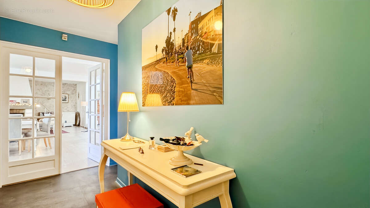 Maison à SAINT-NOM-LA-BRETECHE