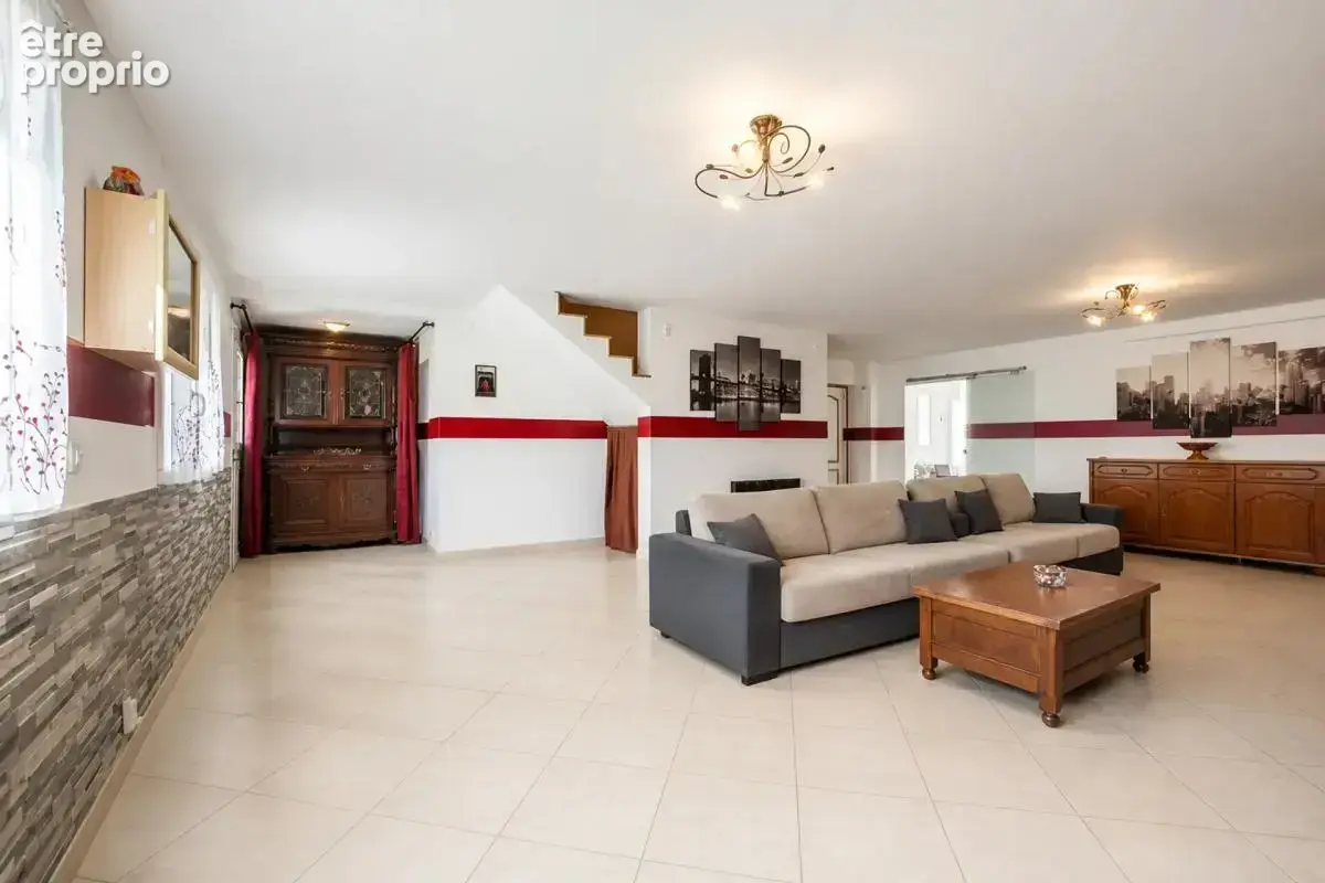 Maison de 11 pièces de 308 m² à Mitry-Mory - photo 12