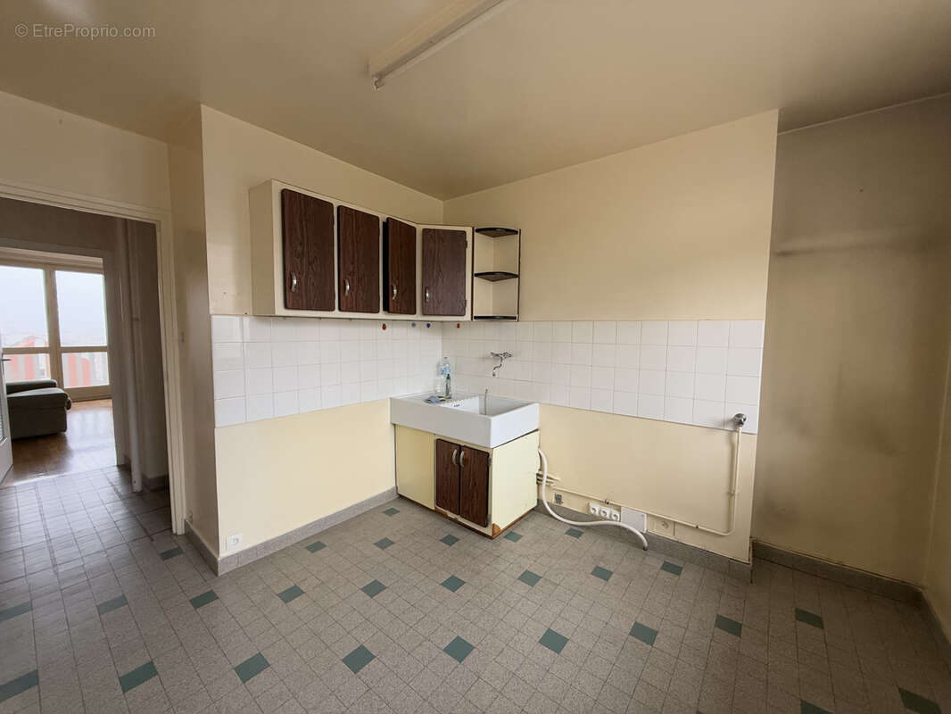 Appartement à SAINT-ETIENNE