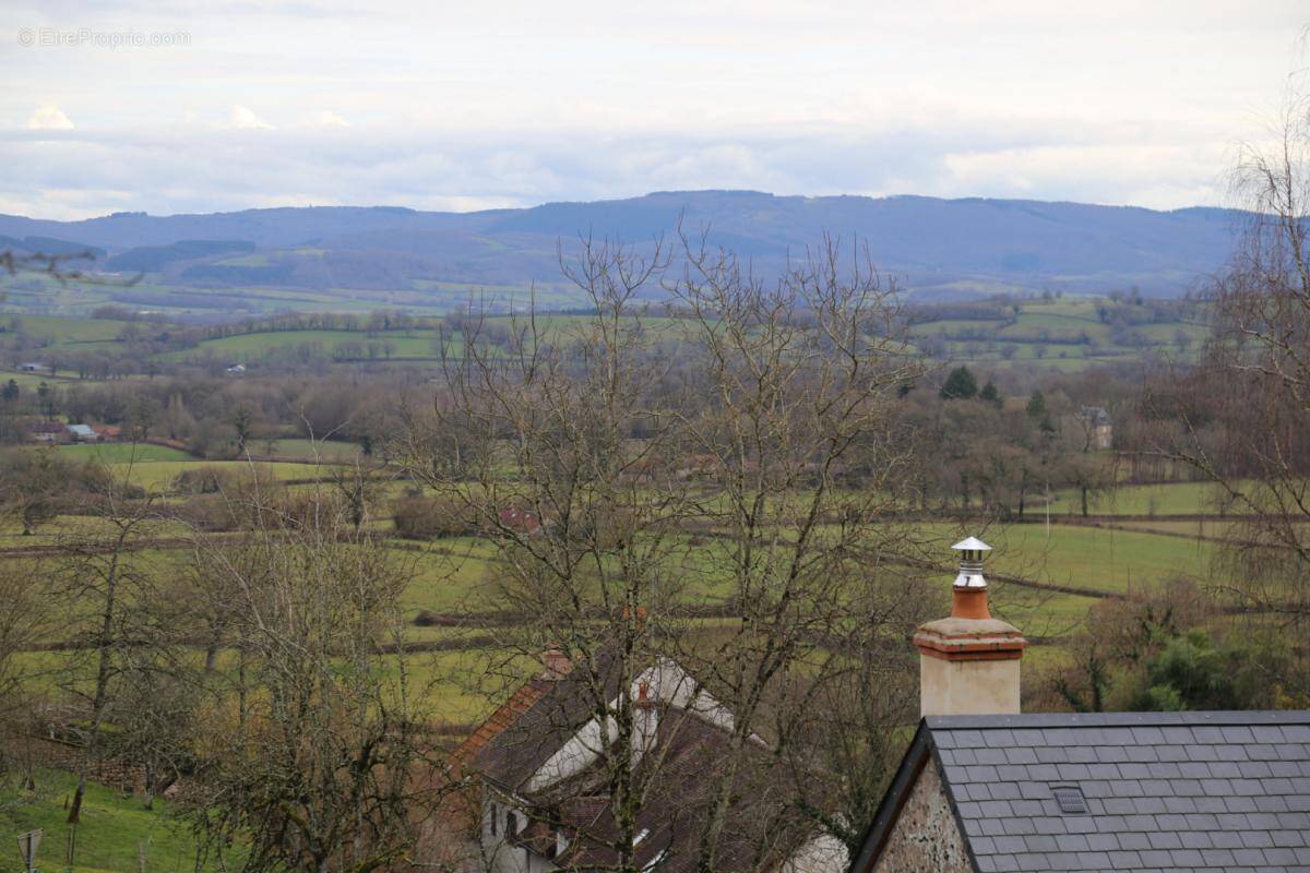 Maison de campagne sur 2 727 m² de terrain avec vue dégagée - photo 2