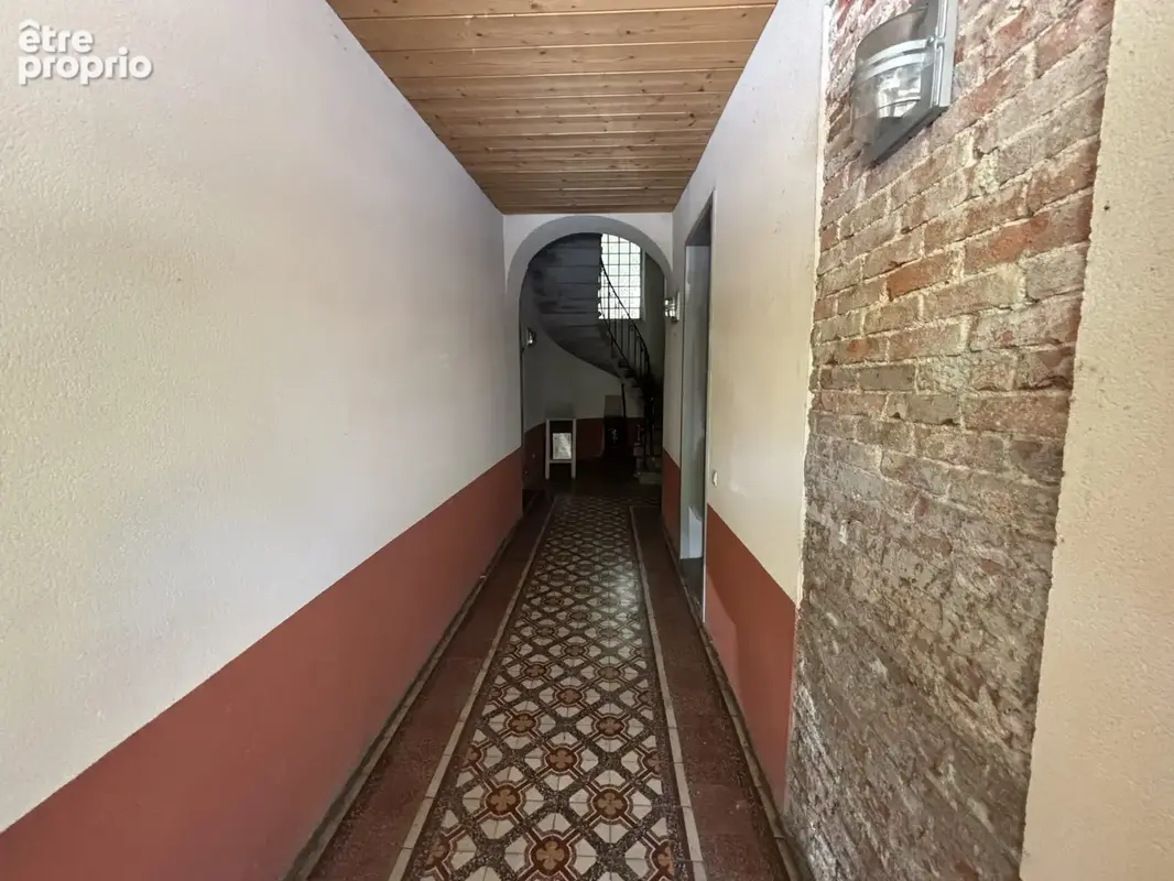 Appartement 372 m² à vendre à Les Vans (07140) - photo 2