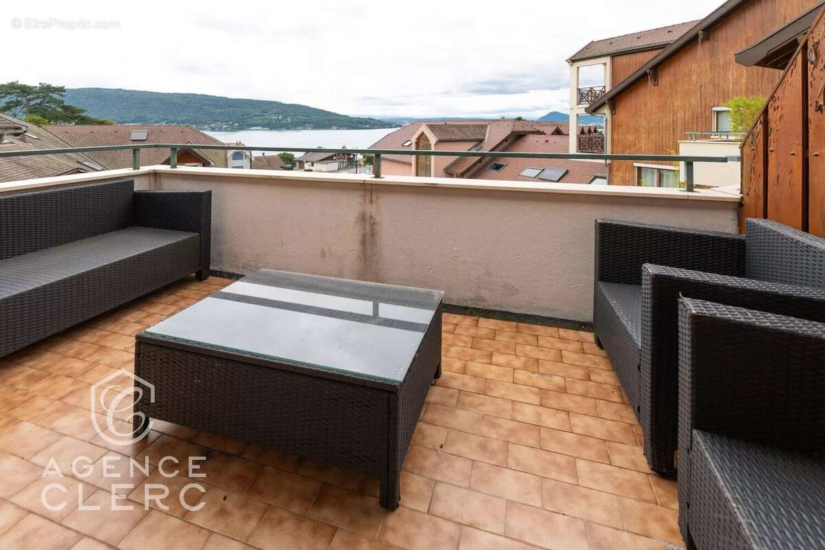 Appartement à VEYRIER-DU-LAC