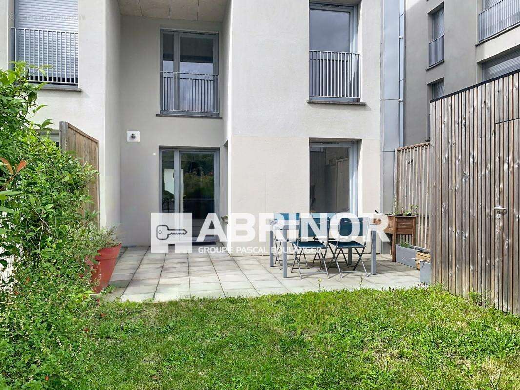 Lille - Appartement de Type 4 - Duplex - 3 chambres - Jardin - 1 place de parking - photo 3