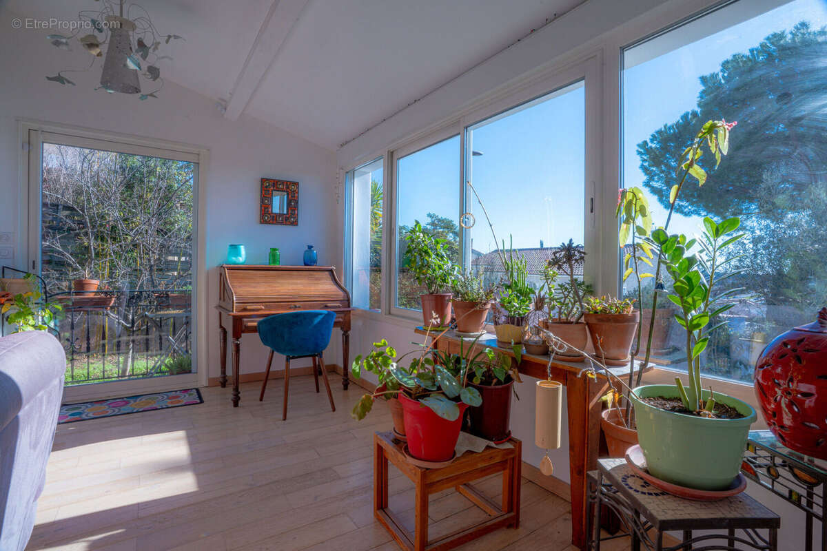 Maison 160 m² à Castelnau-Le-Lez  - photo 3