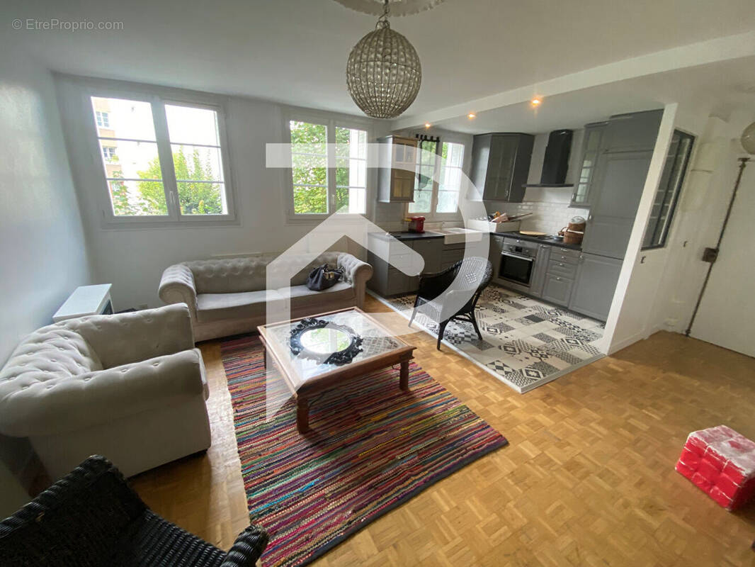 Appartement à COLOMBES