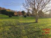 Terrain à LAGARDELLE-SUR-LEZE